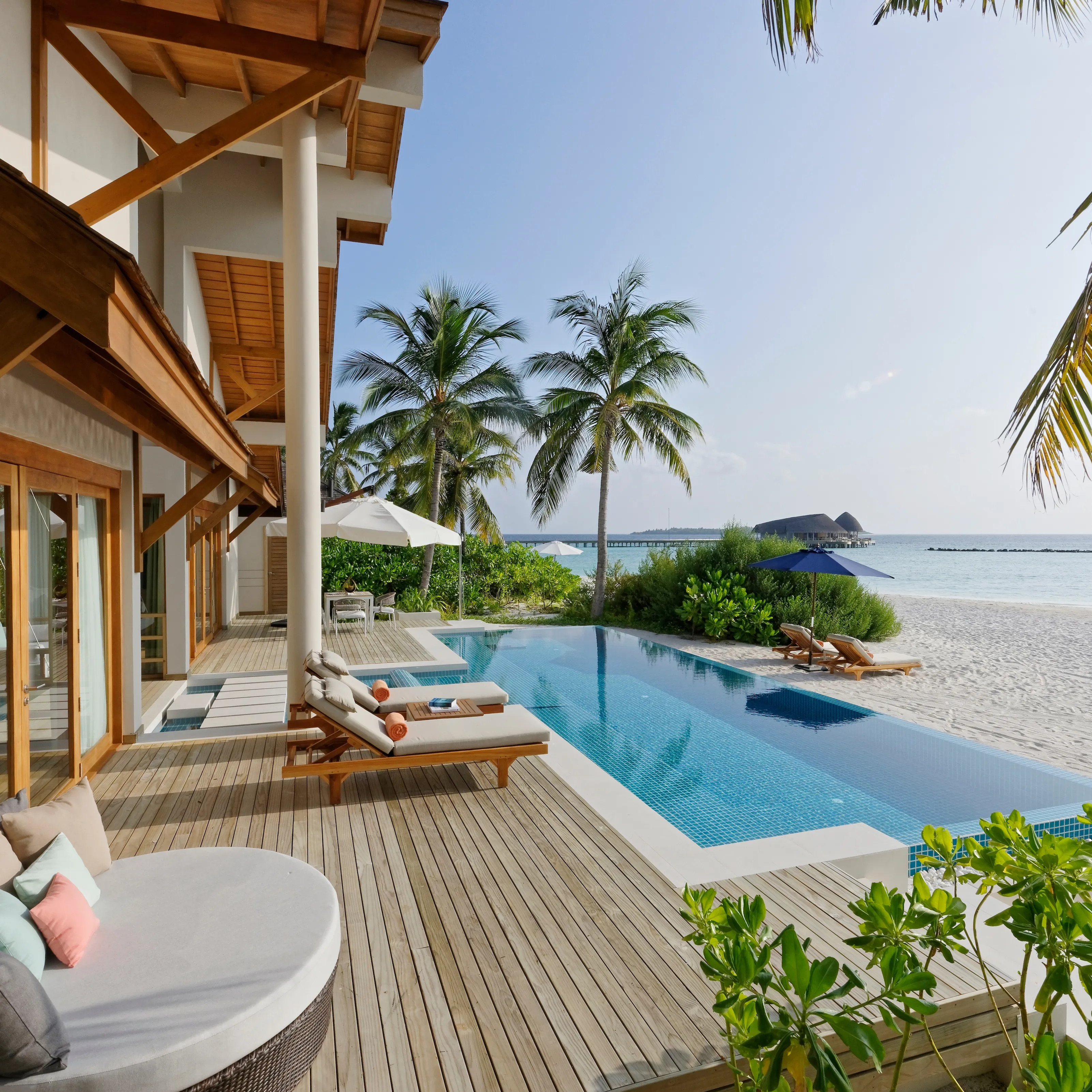 Emerald Faarufushi